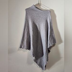 La Fiorentina Gray Knit Wrap With Pearl Trim Borber